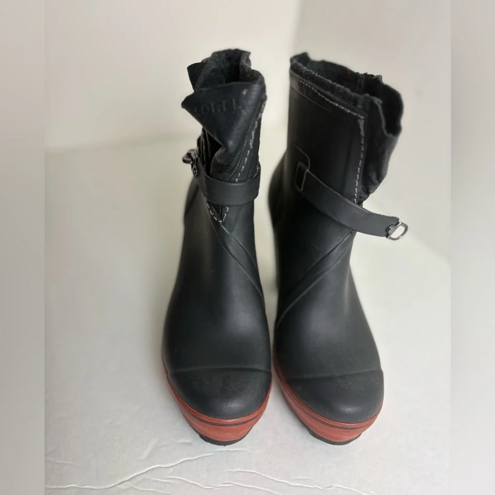 Sorel Womens Medina Rain Heel Boot Size 6 Waterproof Rain Snow